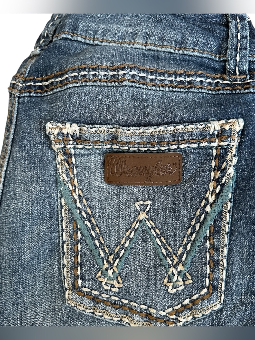 Wrangler Women’s Retro Sadie Bootcut Jeans Medium Wash Embroidered Pockets Sz 10 - Picture 4 of 10
